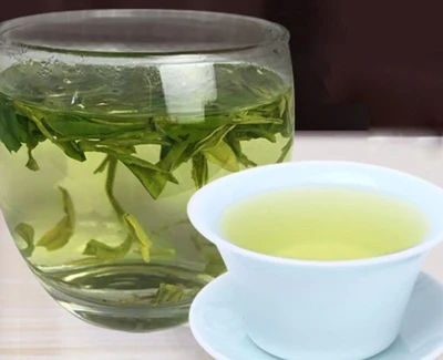 Different tea leaves at different harvesting maturity